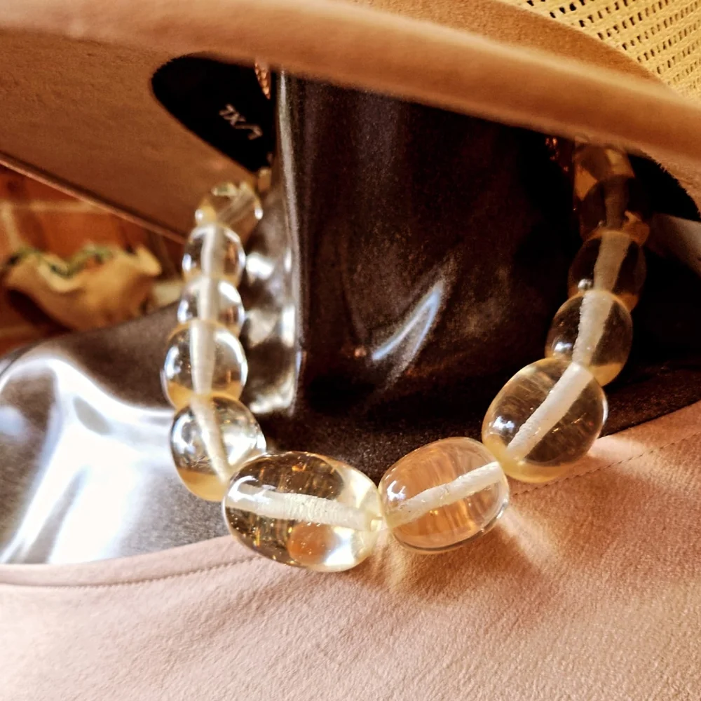 Chunky Acrylic Statement Necklace w/Screw Clasp - Picture 8 of 17